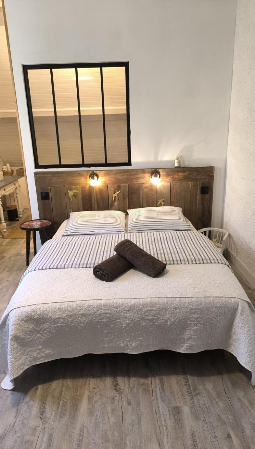 Chambre Telma 2 Pers Avec Piscine "Mon Lit Au Pre" Couples Ou Femmes Seulement Pontours 外观 照片